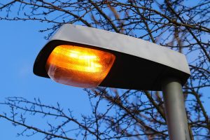 Administraţiile publice locale vor putea accesa în acest an programul privind iluminatul ecologic stradal