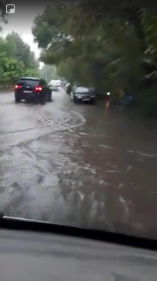 Codul portocaliu a făcut ravagii- două persoane lovite de fulger