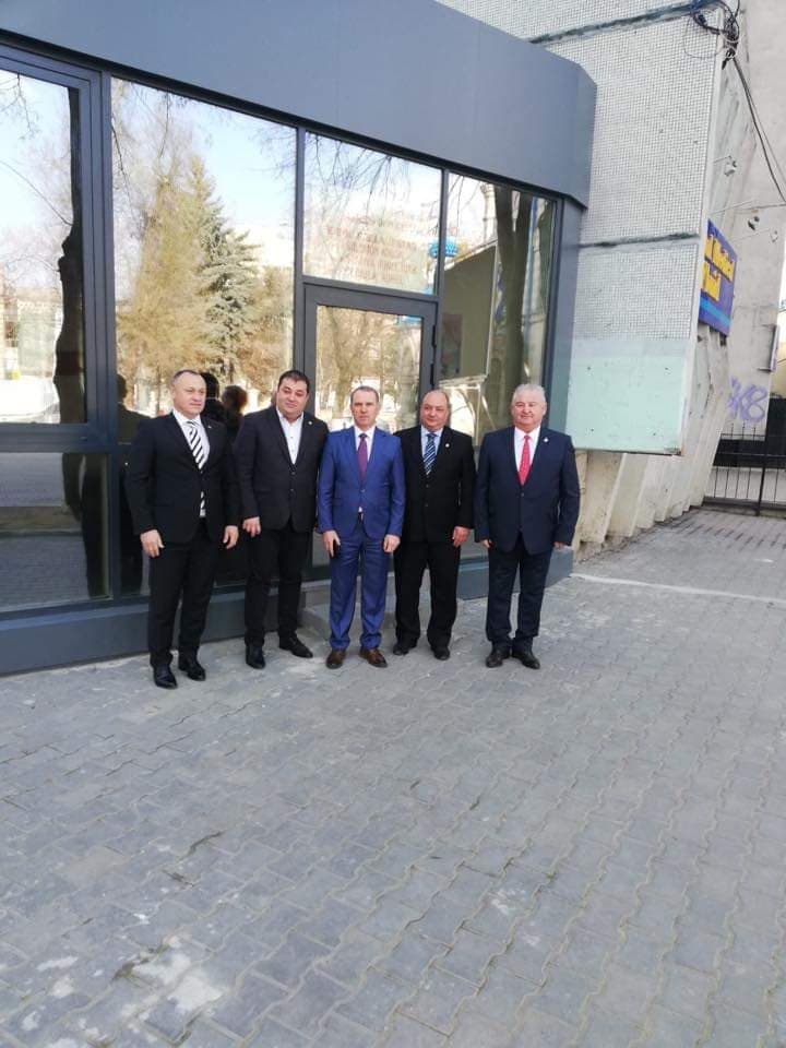 Trei deputați vasluieni, trei cabinete parlamentare în Republica Moldova