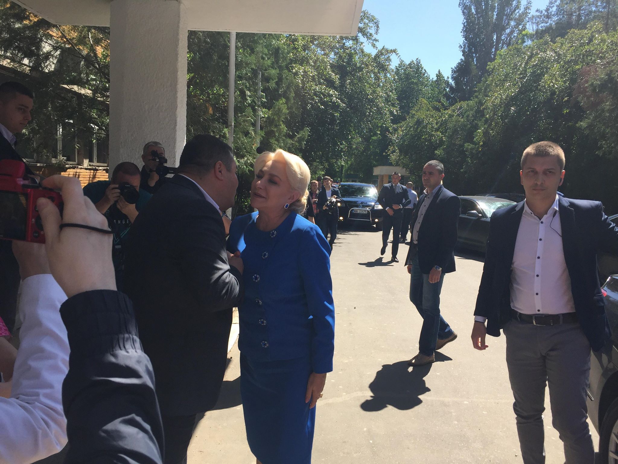 FOTO&VIDEO Premierul României și Ministrul Sănătății au fost la Bârlad