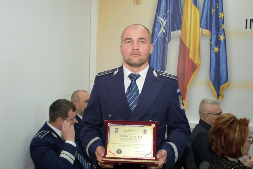 77 de polițiști vasluieni