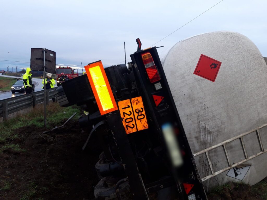 Suceava: O autocisternă încărcată