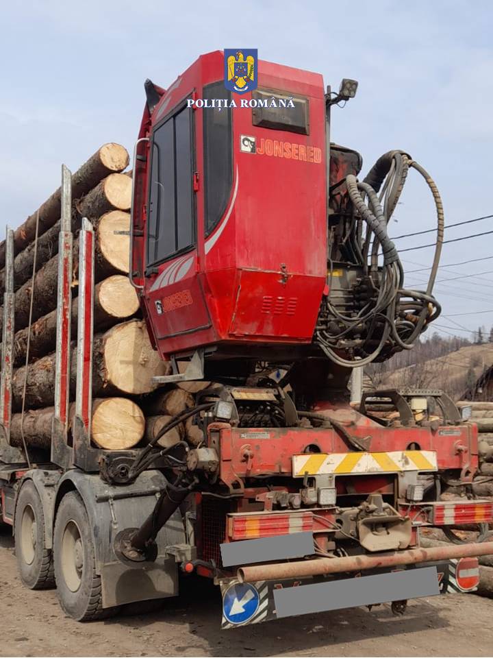 Un vehicul de mare tonaj a fost confiscat 