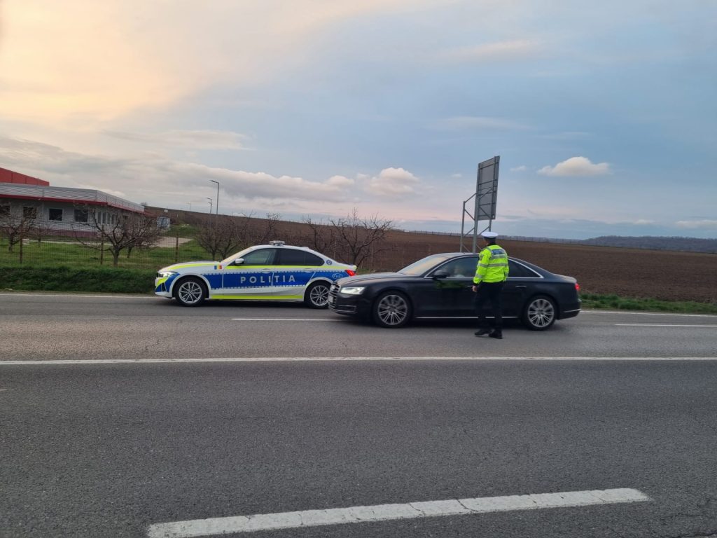 Efective suplimentare de poliție pentru minivacanța de 1 Mai Efective suplimentare de poliție pentru minivacanța de 1 Mai