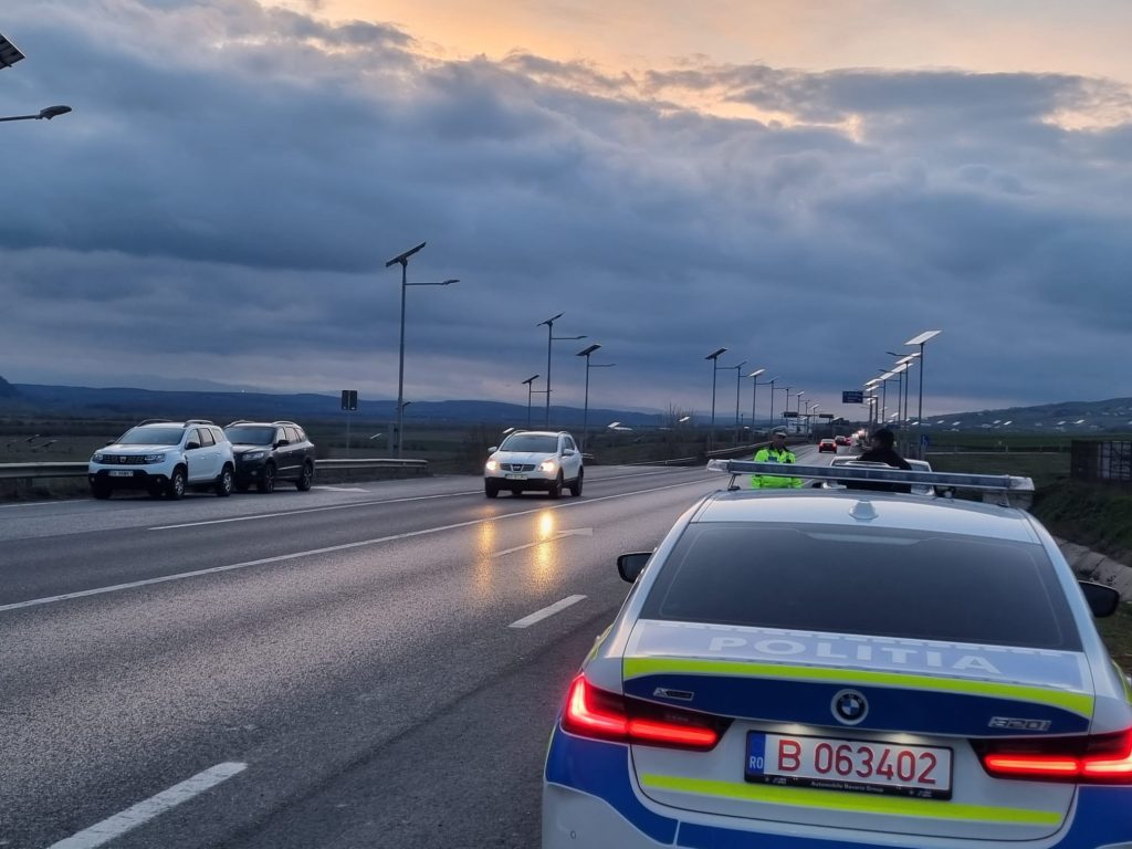 Efective suplimentare de poliție pentru minivacanța de 1 Mai Efective suplimentare de poliție pentru minivacanța de 1 Mai
