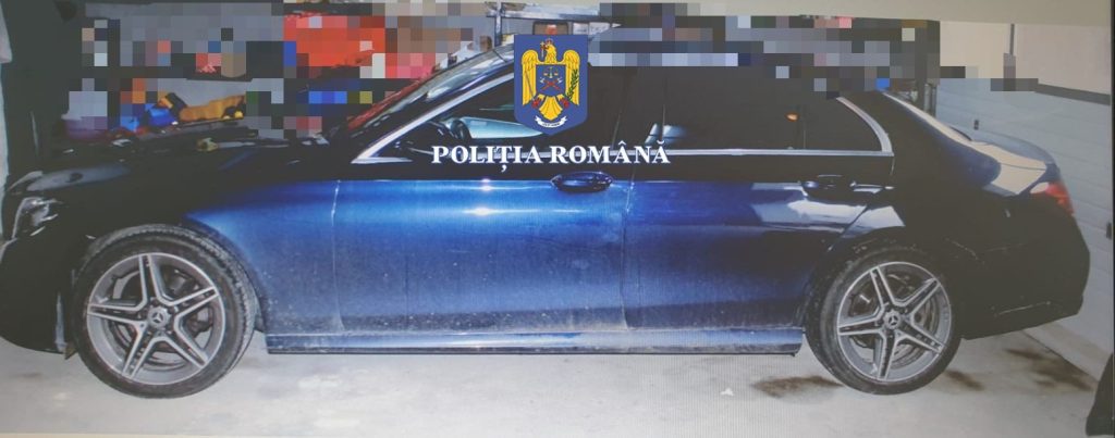 Reținut pentru delapidare