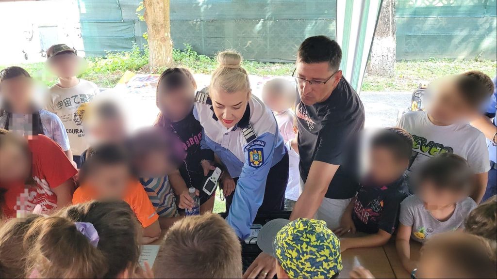 I.P.J. Mureș: Activități preventive la tabăra de vară