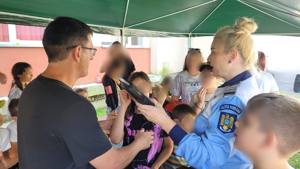 I.P.J. Mureș: Activități preventive la tabăra de vară