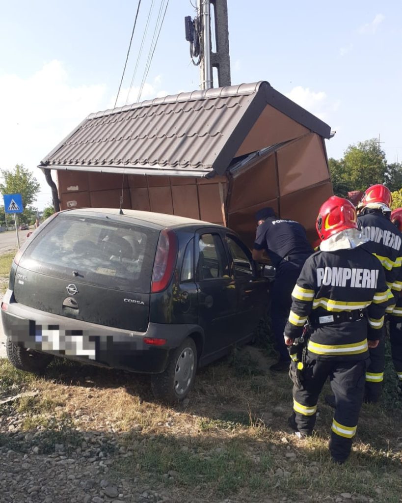 Accident rutier în localitatea Oțetoaia, comuna Lunca Banului