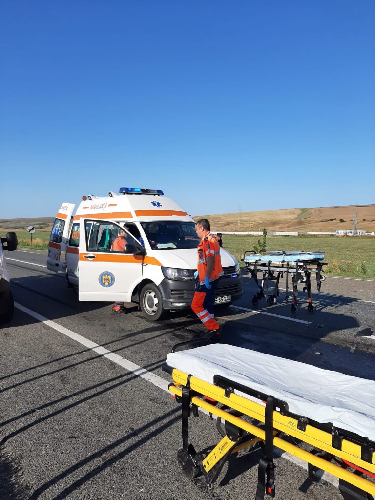 Accident rutier la Sălcioara, s-au tamponat trei autoturisme