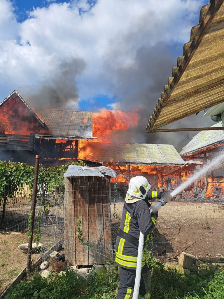 Incendiu la o casă de locuit în orașul Solca