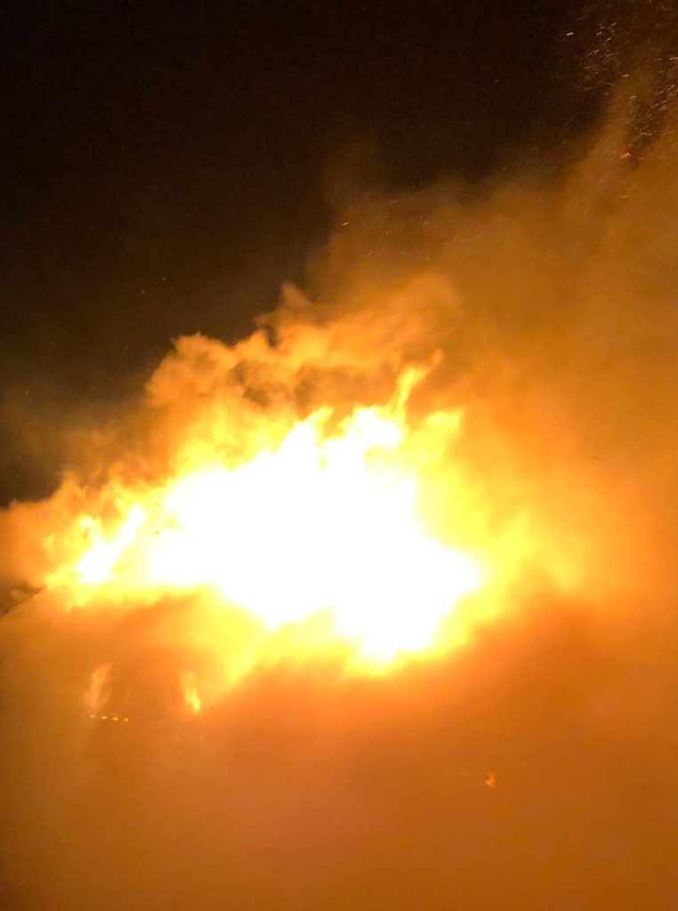 Incendiu izbucnit într-un depozit pentru materiale de construcții