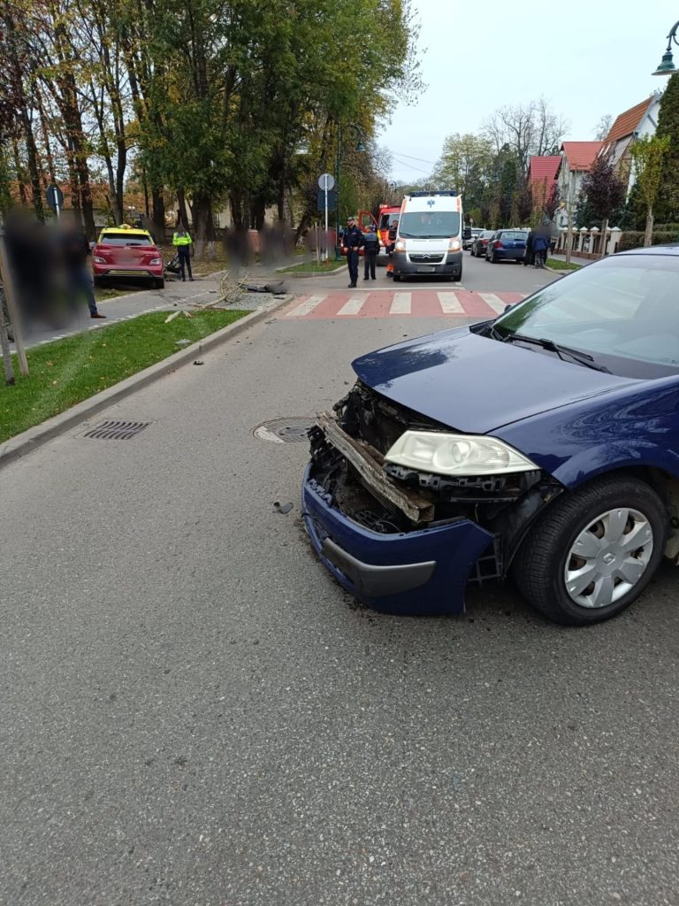 Coliziune între două autoturisme, în municipiul Rădăuţi 