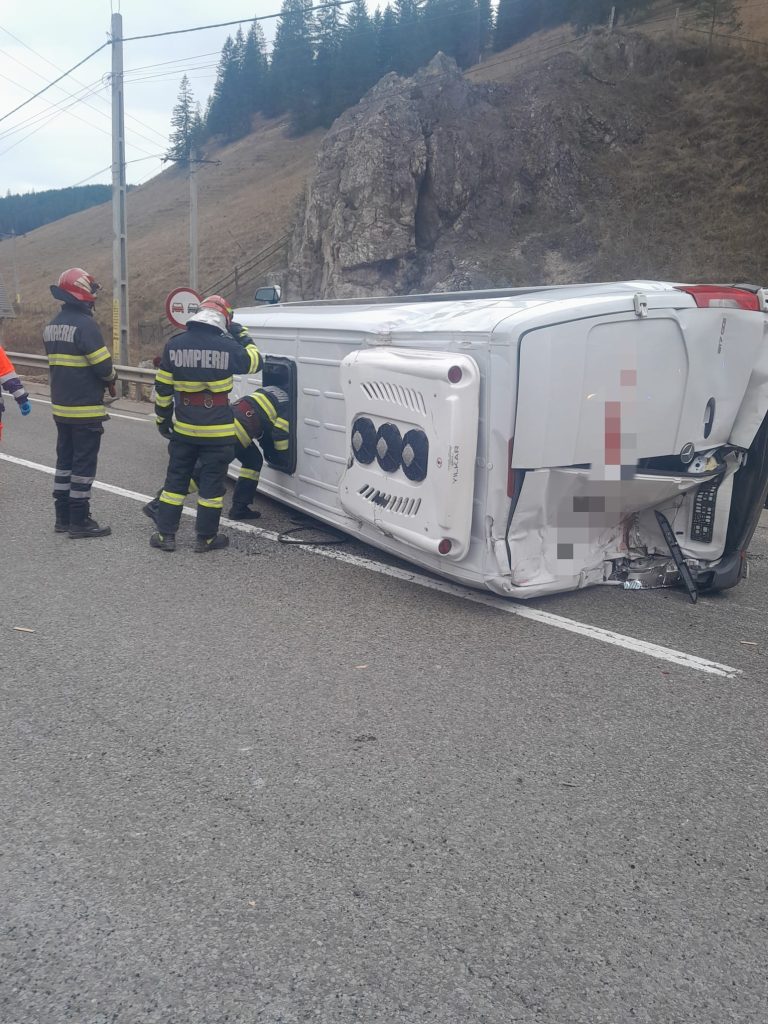 Planul ROȘU a fost activat în Suceava, după ce un mircrobuz 