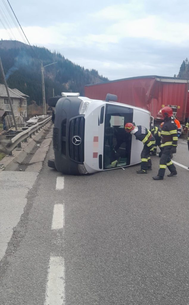 Planul ROȘU a fost activat în Suceava, după ce un mircrobuz 