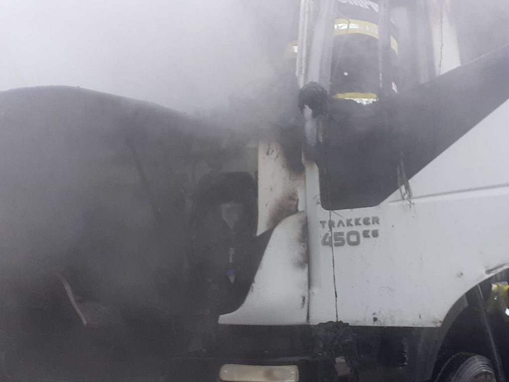 Incendiu izbucnit la un camion aflat pe un drum public din municipiul Bârlad