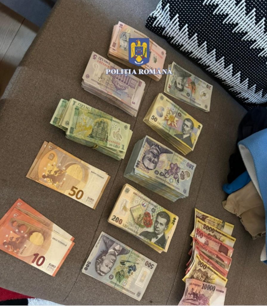 Două femei din Luduș, reținute pentru furtul a 90.000 de lei 