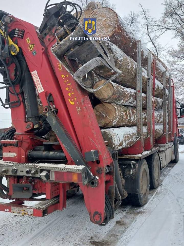 Ansamblu de vehicule în valoare de 50.000 euro confiscat de polițiștii suceveni 