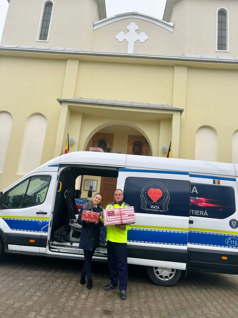 I.P.J. Mureș: Cadoul din cutia de pantofi 