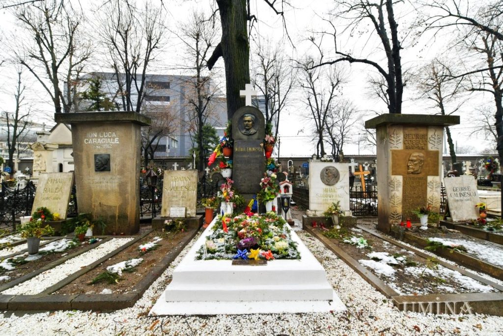 Mihai Eminescu - poet, prozator, dramaturg, ziarist şi gânditor... 