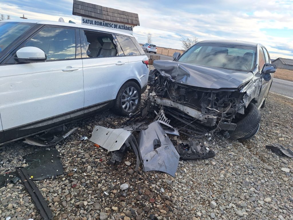 Accident rutier în localitatea Cornu Luncii, cu două persoane rănite