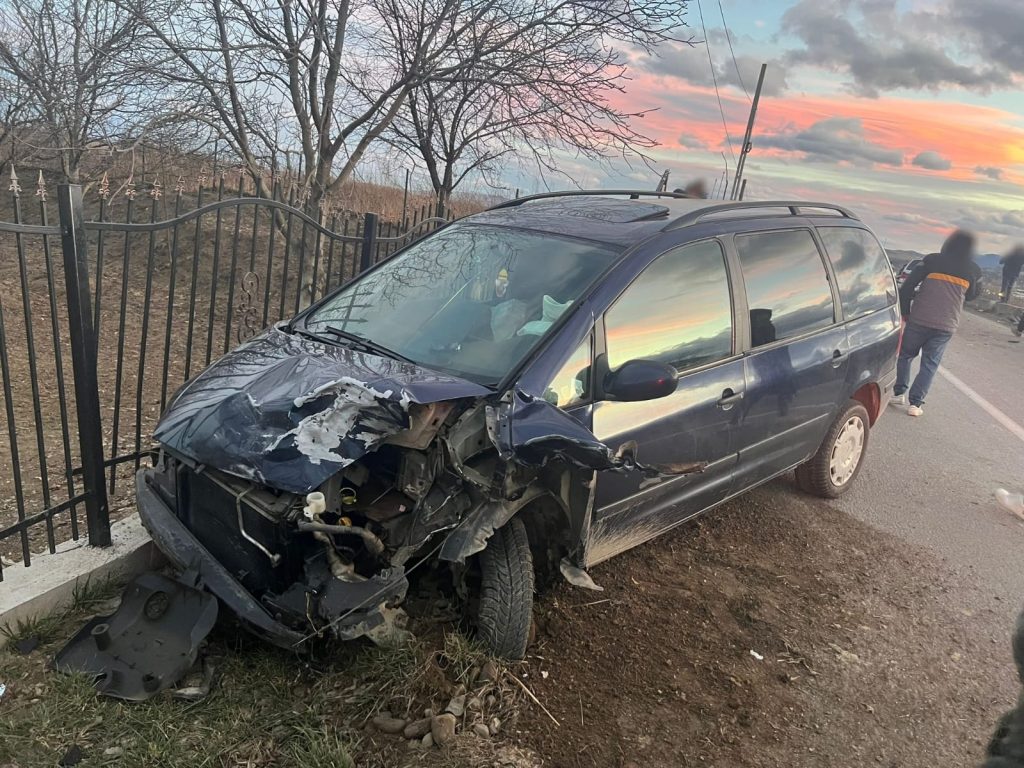 Accident rutier cu două autovehicule implicate în Capu Câmpului