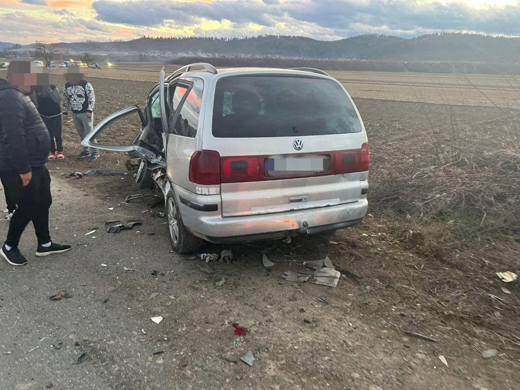 Accident rutier cu două autovehicule implicate în Capu Câmpului