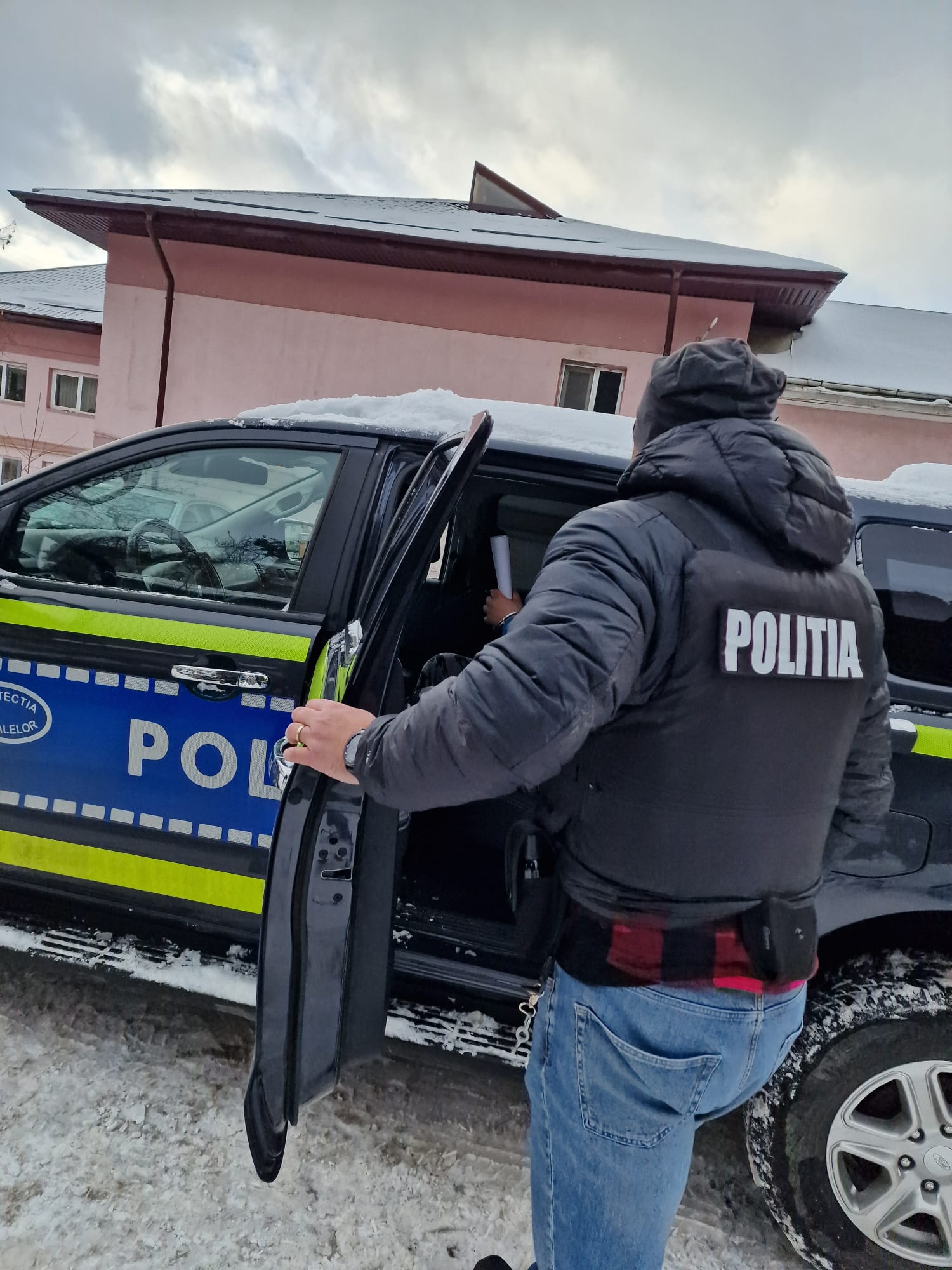 Un bărbat de 36 de ani din Dărmănești, județul Suceava,