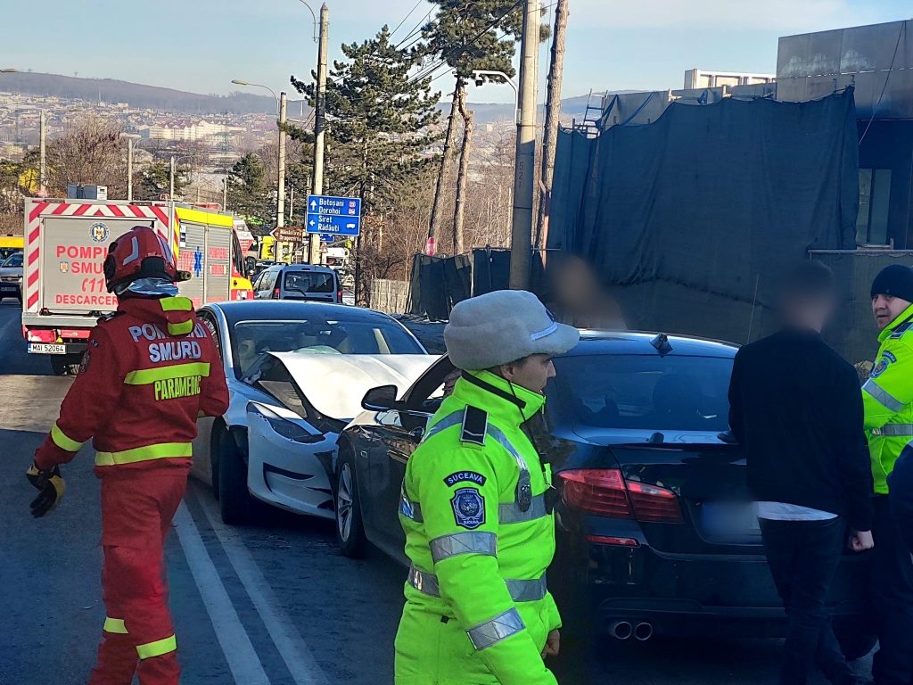 Accident rutier în municipiul Suceava, cu o singură persoană rănită