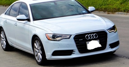 Polițiștii de frontieră suceveni au oprit în trafic, în localitatea Straja, un autoturism cu plăcuțe de înmatriculare false.