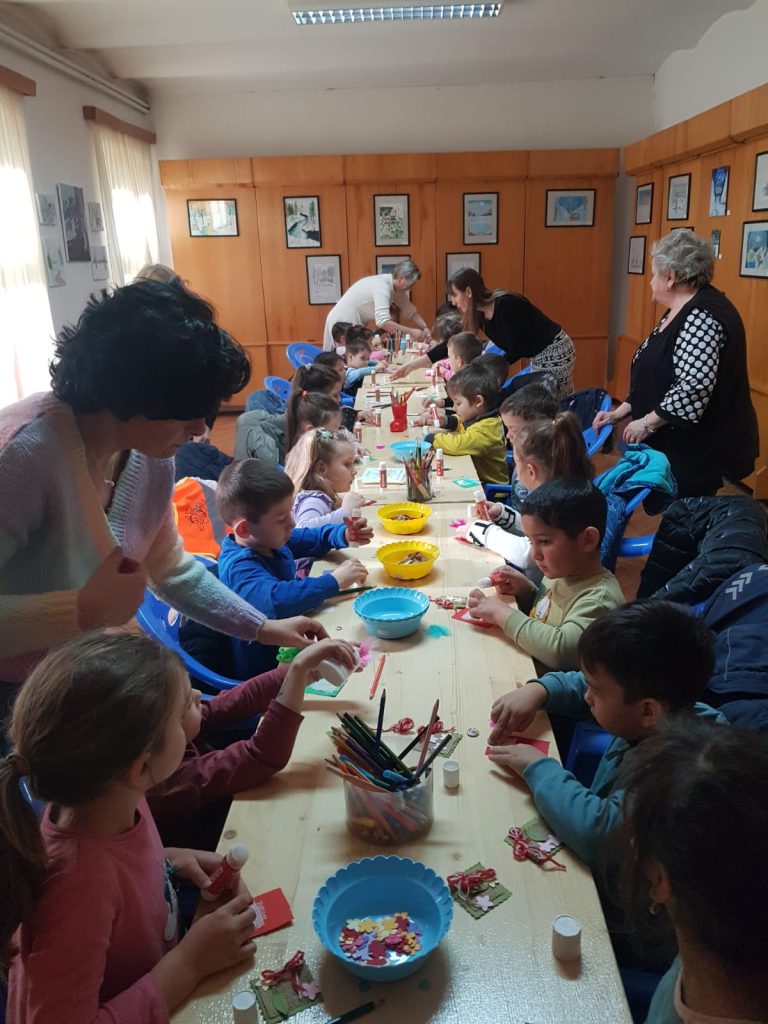 „Vestirea Primăverii”: un atelier de mărțișoare la Muzeul Municipal