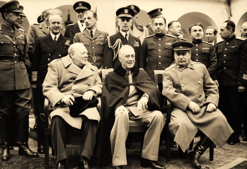 Conferința de la Ialta- între victorii și viitoare