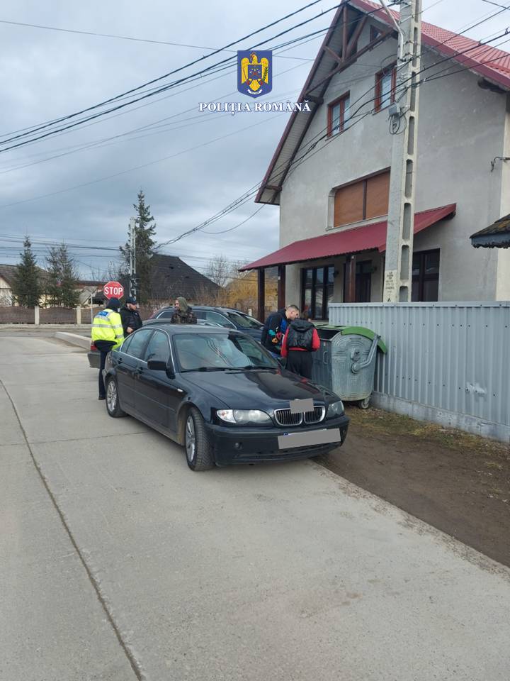 Bărbat reținut de poliție pentru furt și tentativă de furt de autoturisme
