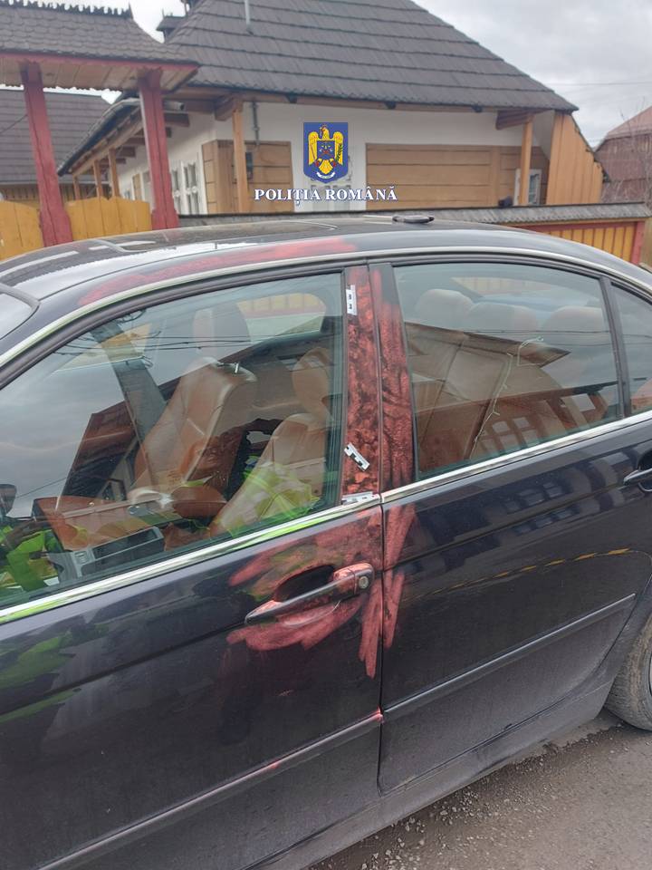 Bărbat reținut de poliție pentru furt și tentativă de furt de autoturisme