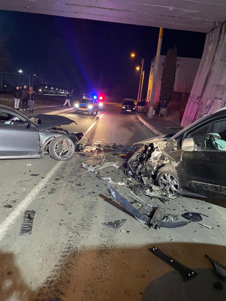 Accident rutier în municipiul Suceava, în zona Gării Burdujeni 
