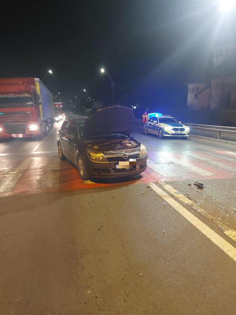 Pompierii mureșeni au intervenit joi, 21 martie 2024, la un accident rutier în Sighișoara 