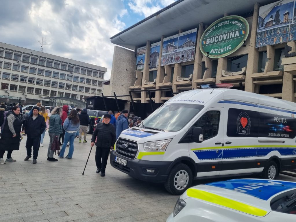 Ziua Poliției Române la Suceava: Bucurie și speranță pentru peste 600 de copii Ziua Poliției Române la Suceava: Bucurie și speranță pentru peste 600 de copii