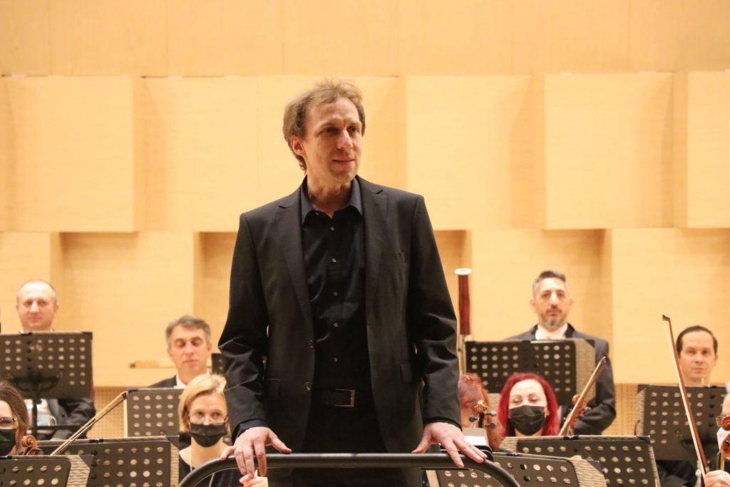 Concertul vocal-simfonic dirijat de Steffen Schlandt
