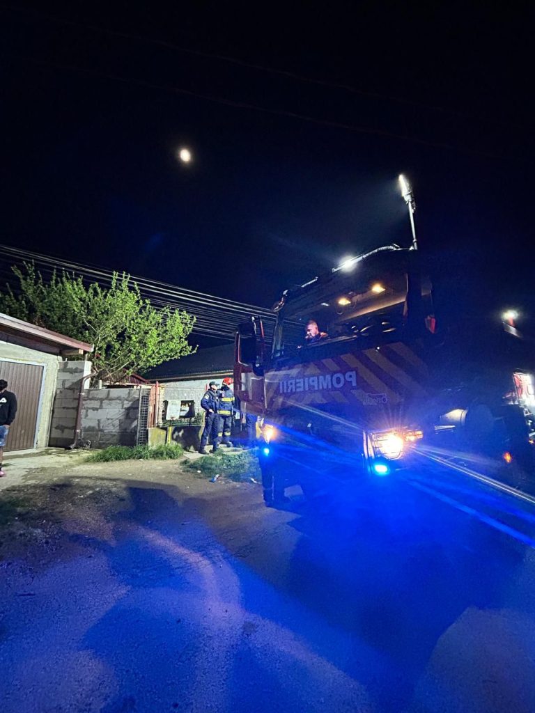 Femeie de 94 de ani, rănită grav după o explozie