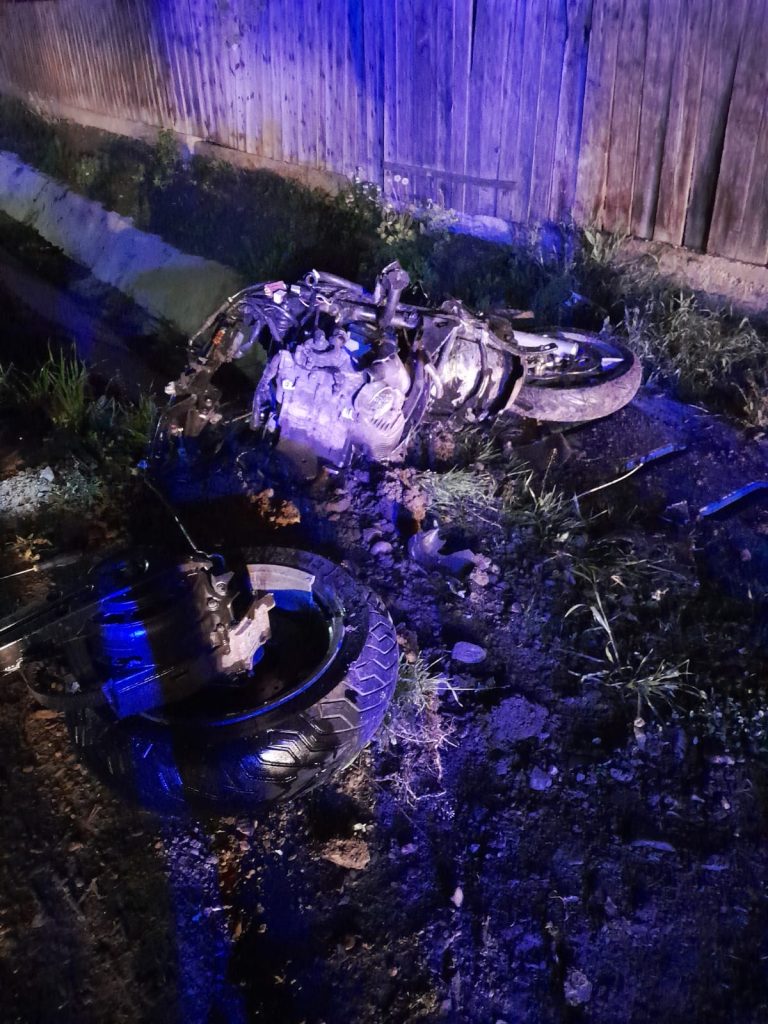 
Accident grav cu motoscuter în Dolhasca: doi morți