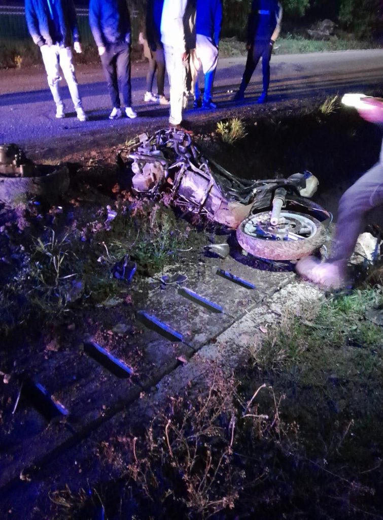 
Accident grav cu motoscuter în Dolhasca: doi morți