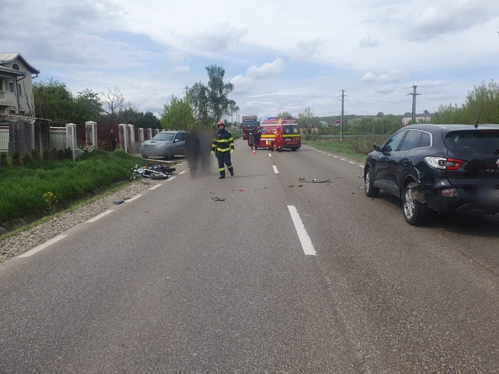 Accident rutier la Bunești: Un motociclist rănit