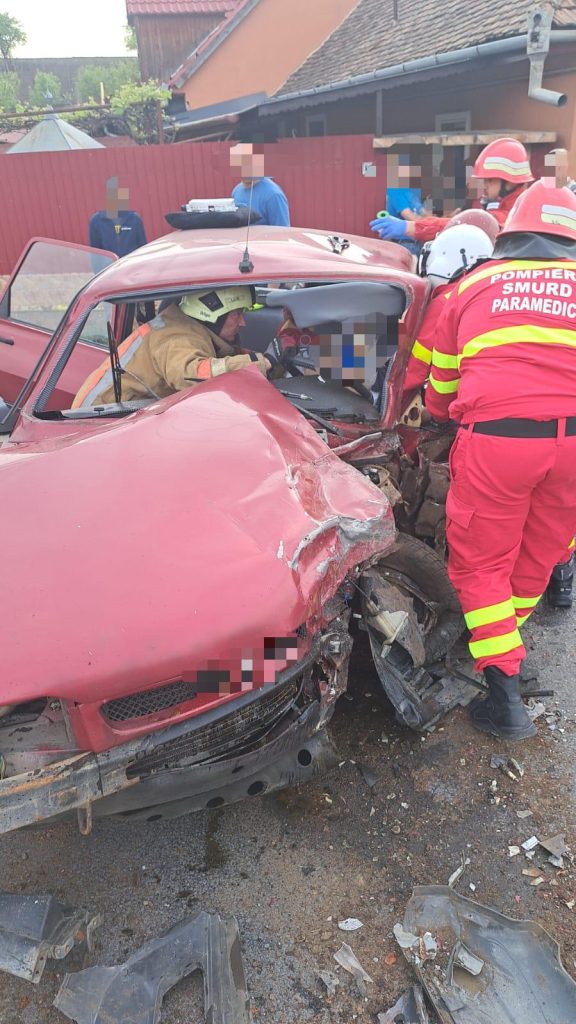 Accident rutier grav în localitatea Chendu