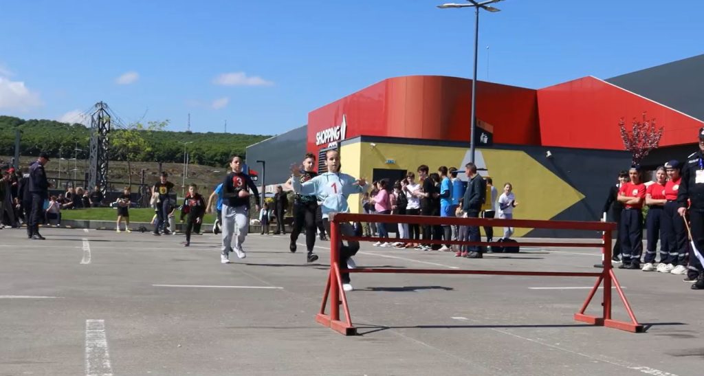 250 de elevi din Mureș, pregătiți să devină eroii de mâine