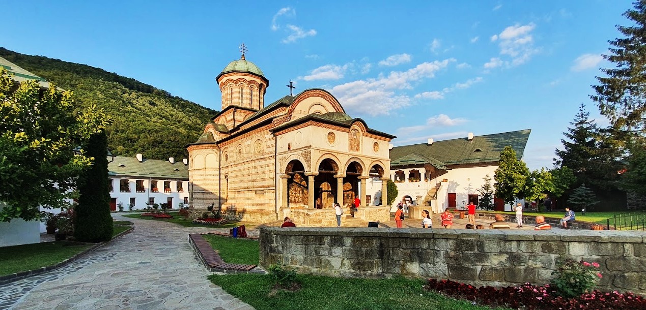 Despre umbra lui Mircea la Cozia...