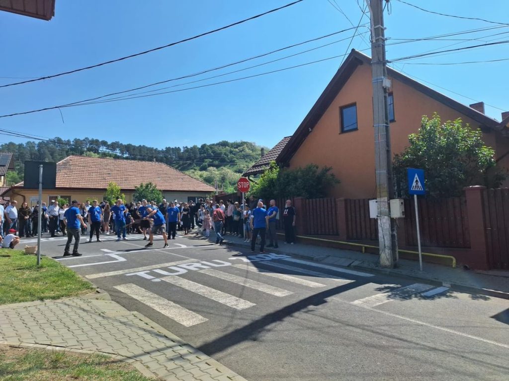Tradiția jocului de Țuru s-a păstrat și în acest an la Mediaș Tradiția jocului de Țuru s-a păstrat și în acest an la Mediaș
