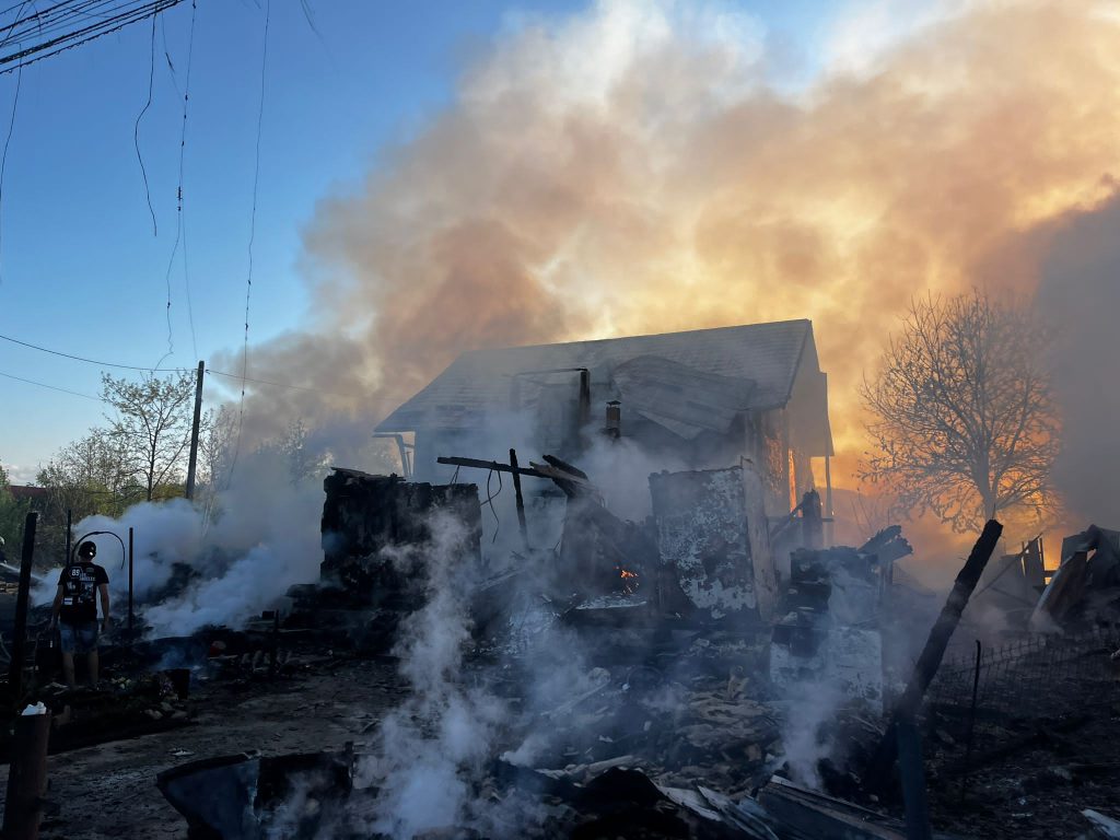 Incendiu în localitatea Valea Moldovei