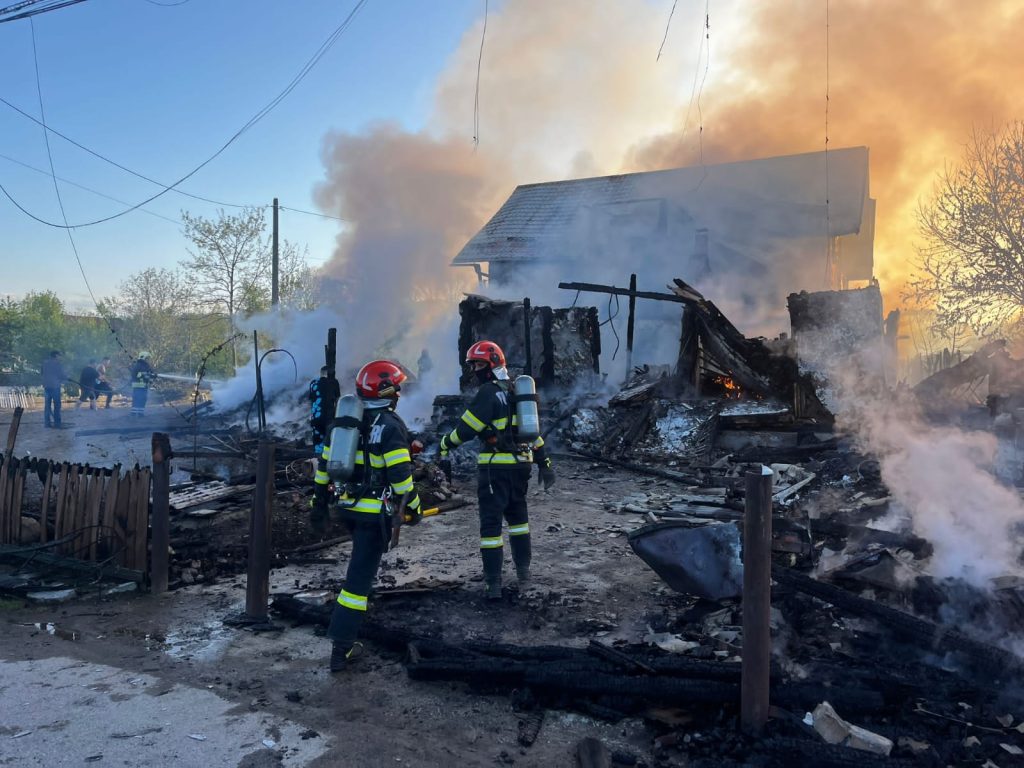 Incendiu în localitatea Valea Moldovei