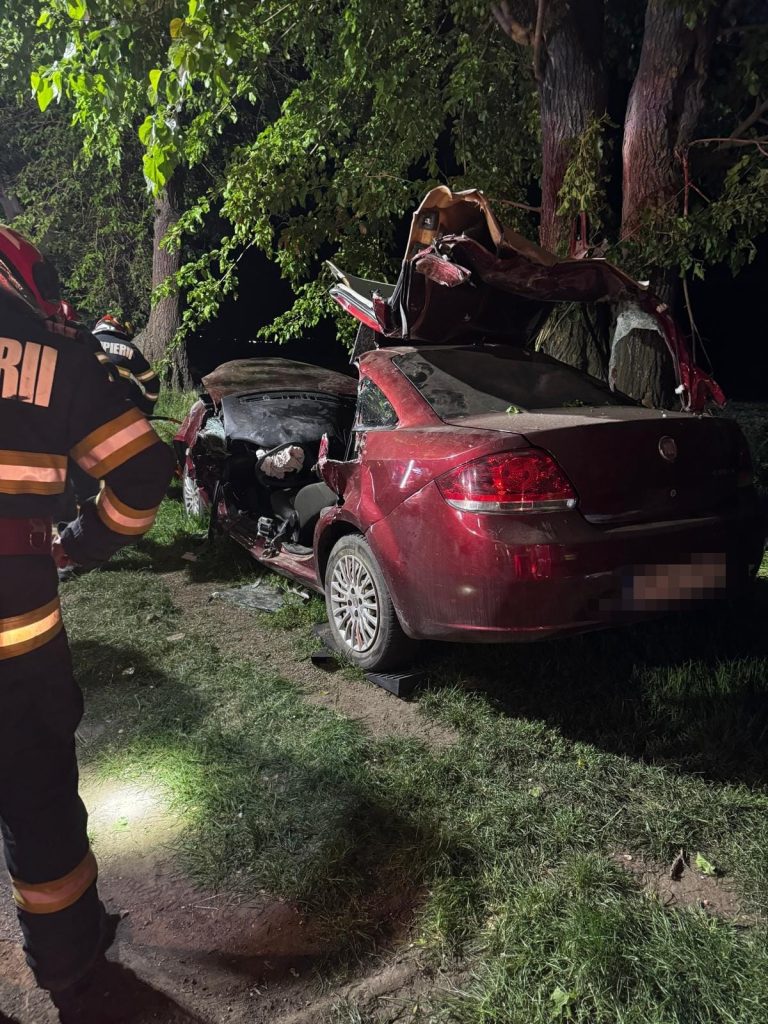 Un accident rutier grav pe DJ 243 s-a soldat cu o victimă decedată și una rănită