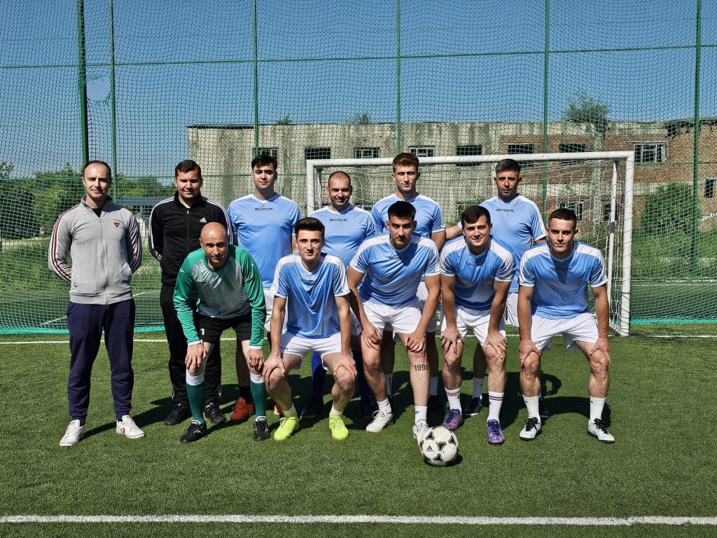Pompierii vasluieni s-au clasat pe locul II la turneul zonal al Cupei ASPR la minifotbal 